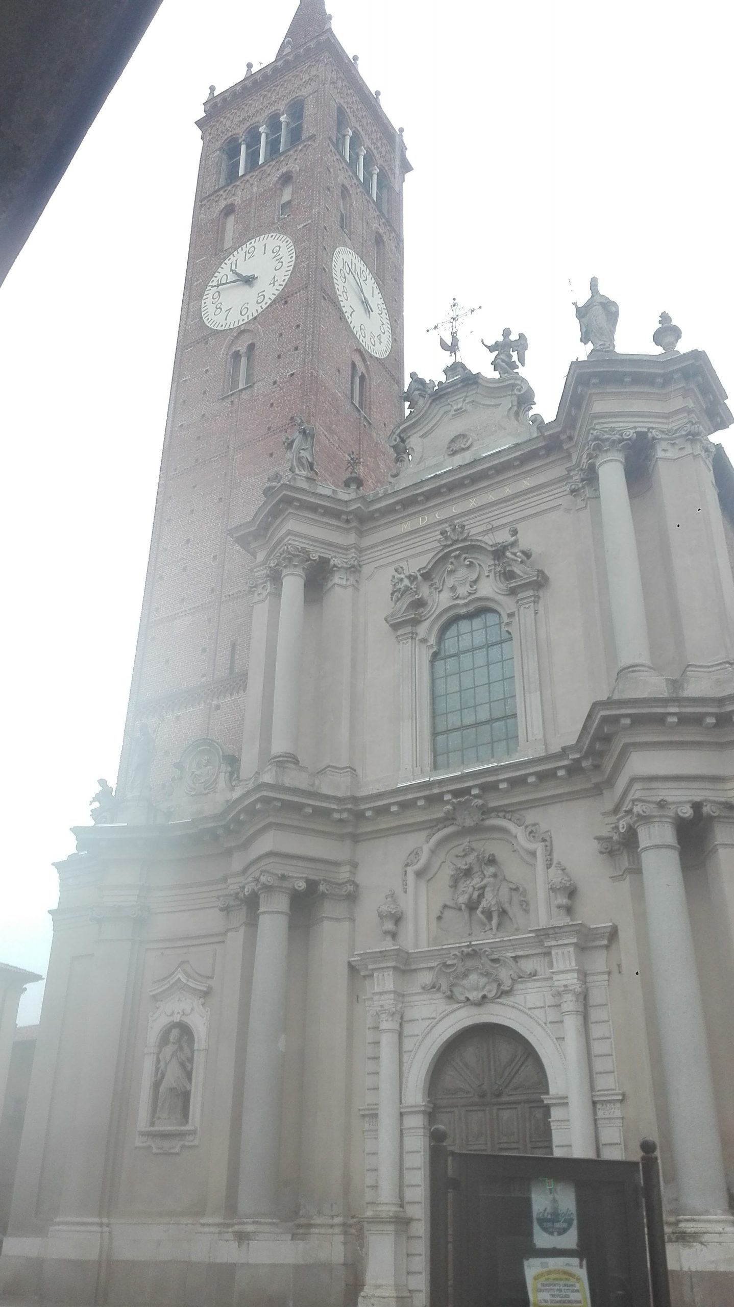 La facciata della basilica di San Martino a Treviglio